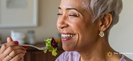 Dra-Sâmia-Portes-Blog---Nutrição-na-Menopausa
